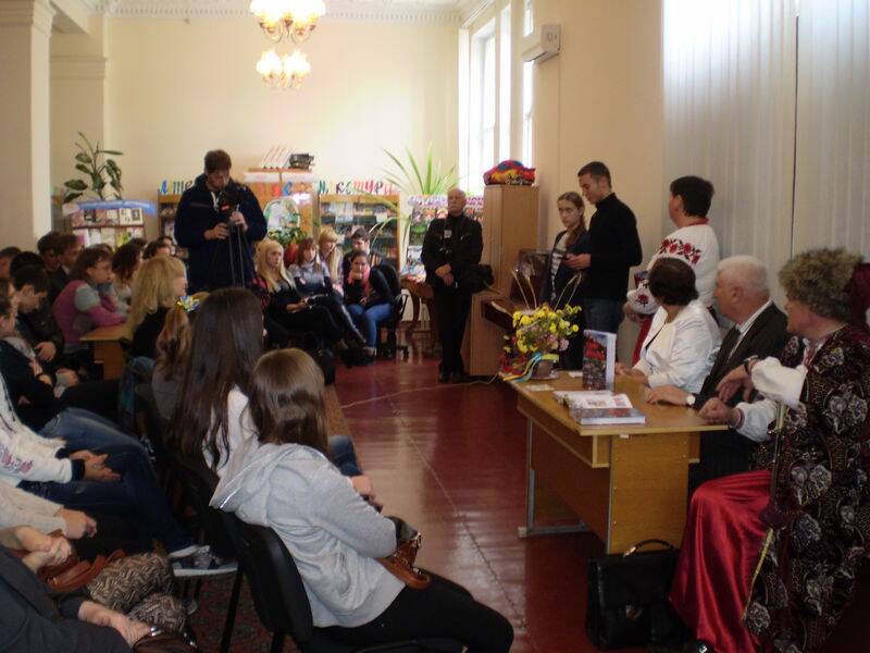 Відбулася презентація книги Олега Виноградова “Слово Майдана”